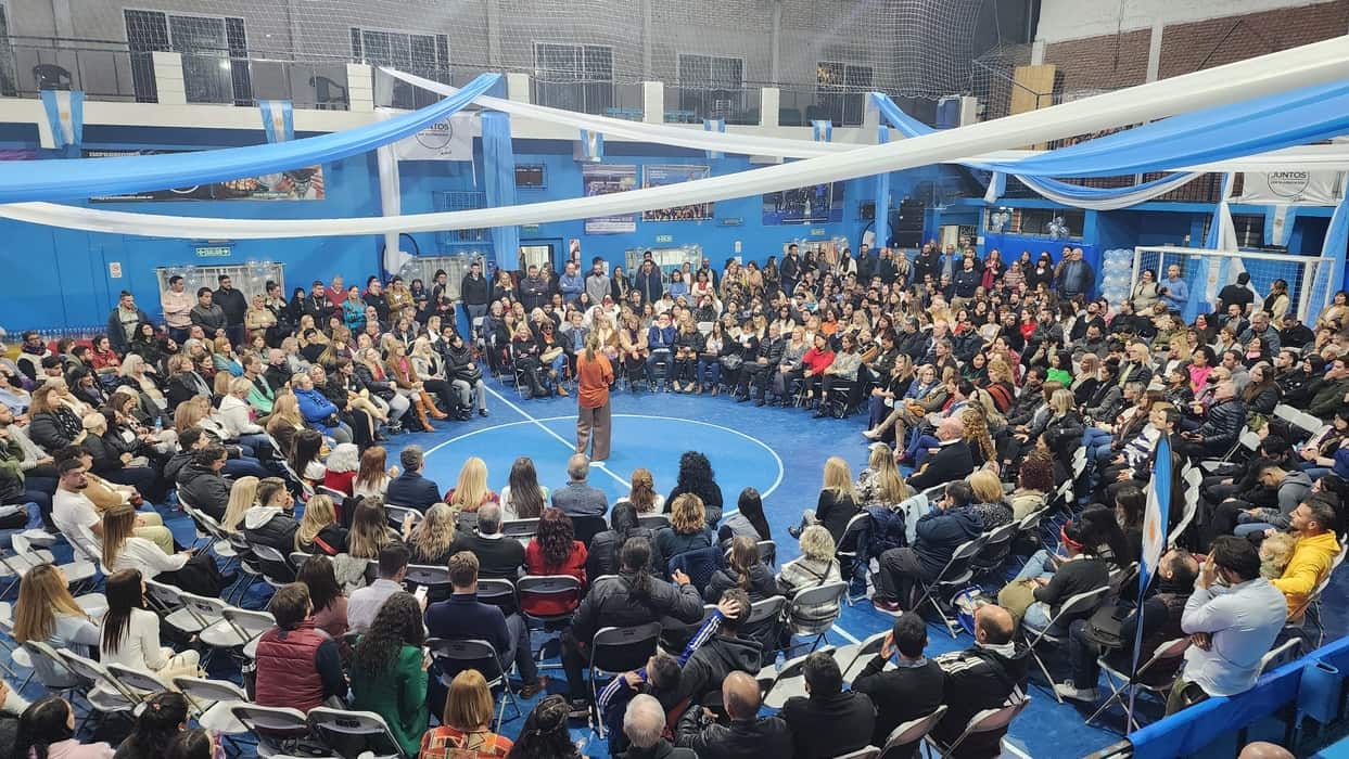 Soledad Acuña encabezó una nueva reunión de Juntos por la Educación