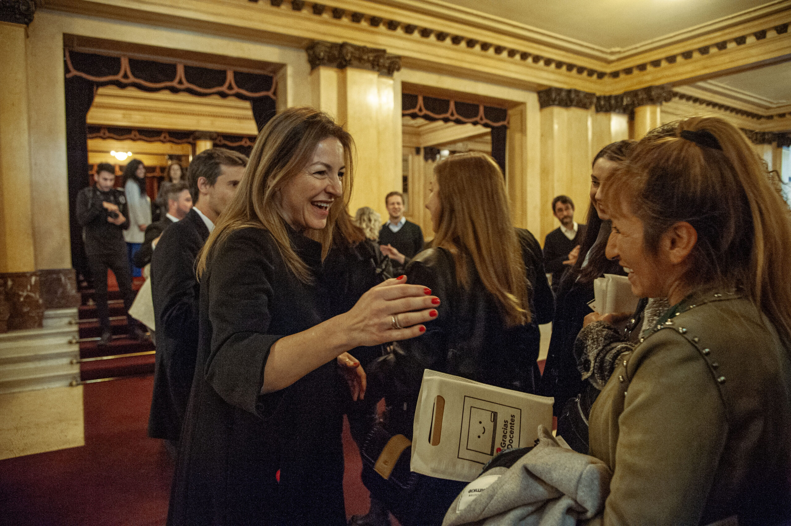 HORACIO RODRÍGUEZ LARRETA, SOLEDAD ACUÑA Y JORGE MACRI HOMENAJEARON A LOS DOCENTES DE LA CIUDAD EN EL TEATRO COLÓN